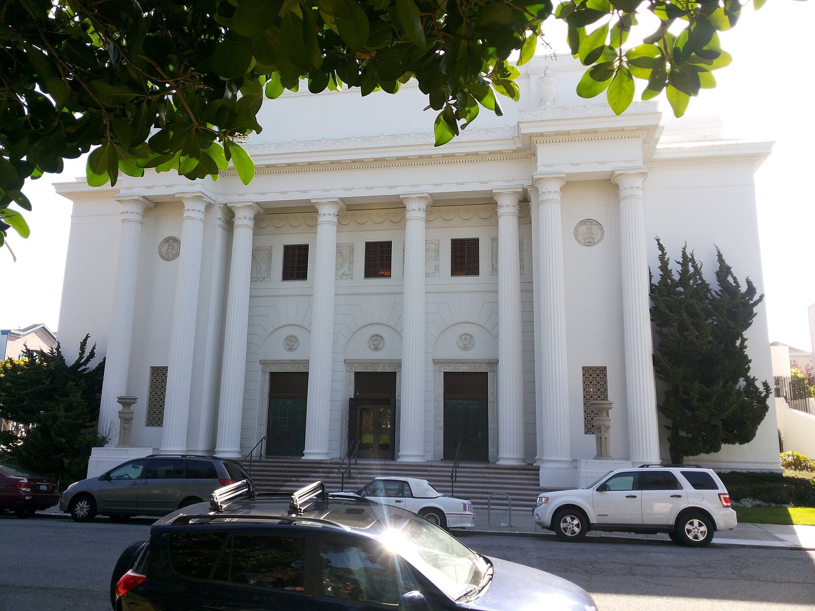 White neoclassical facade of the Internet Archive headquarters in San Francisco, a former church